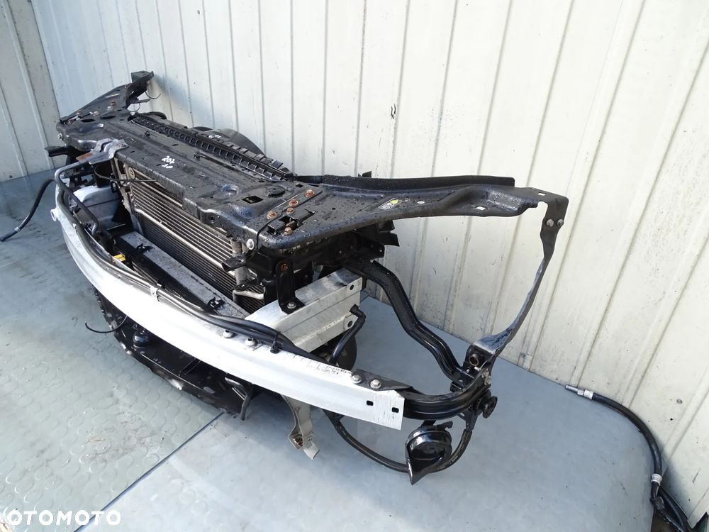 E KLASA W207 Pas chlodnice 3.0CDI - 5