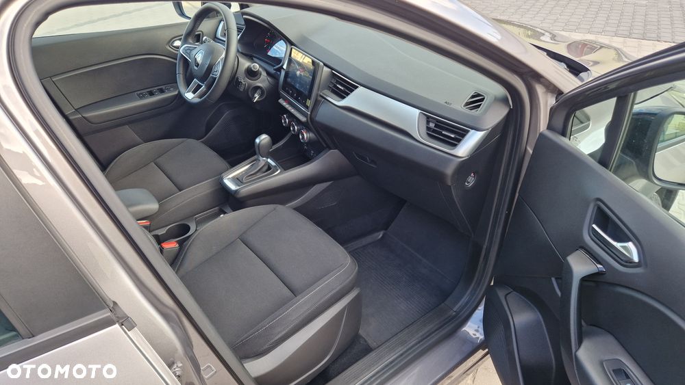 Renault Captur - 23