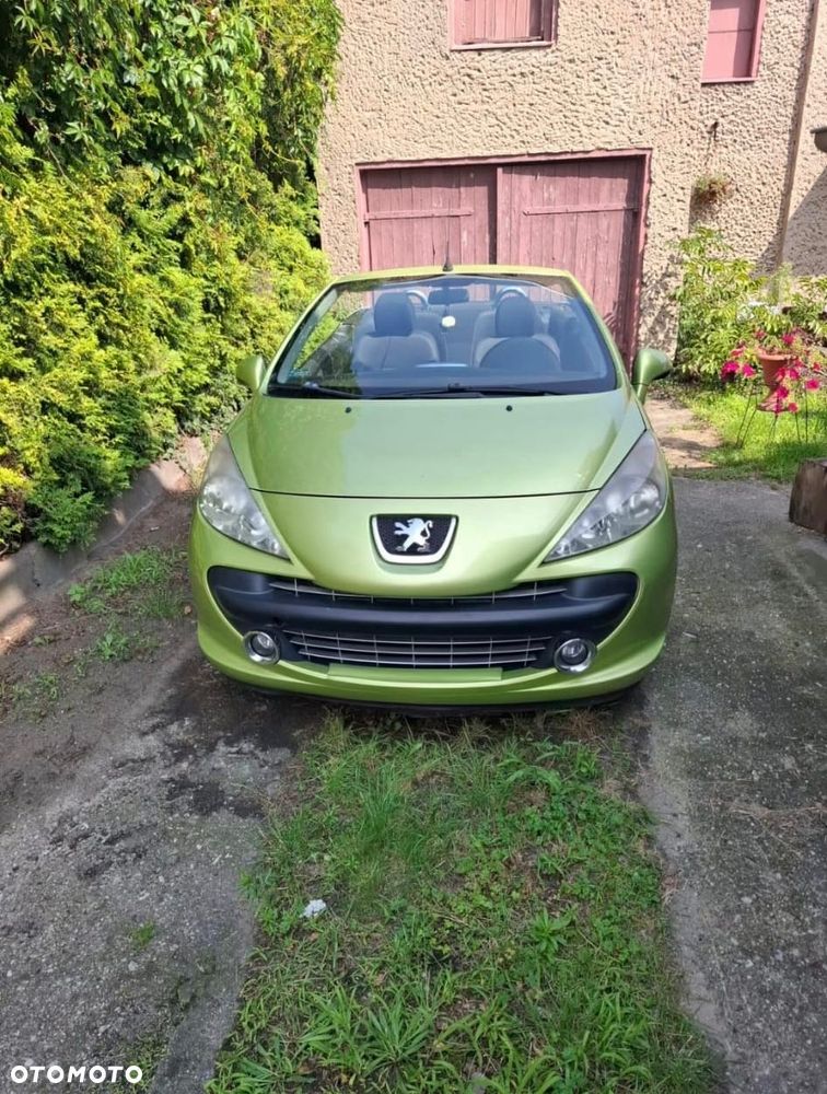 Peugeot 207 CC - 2