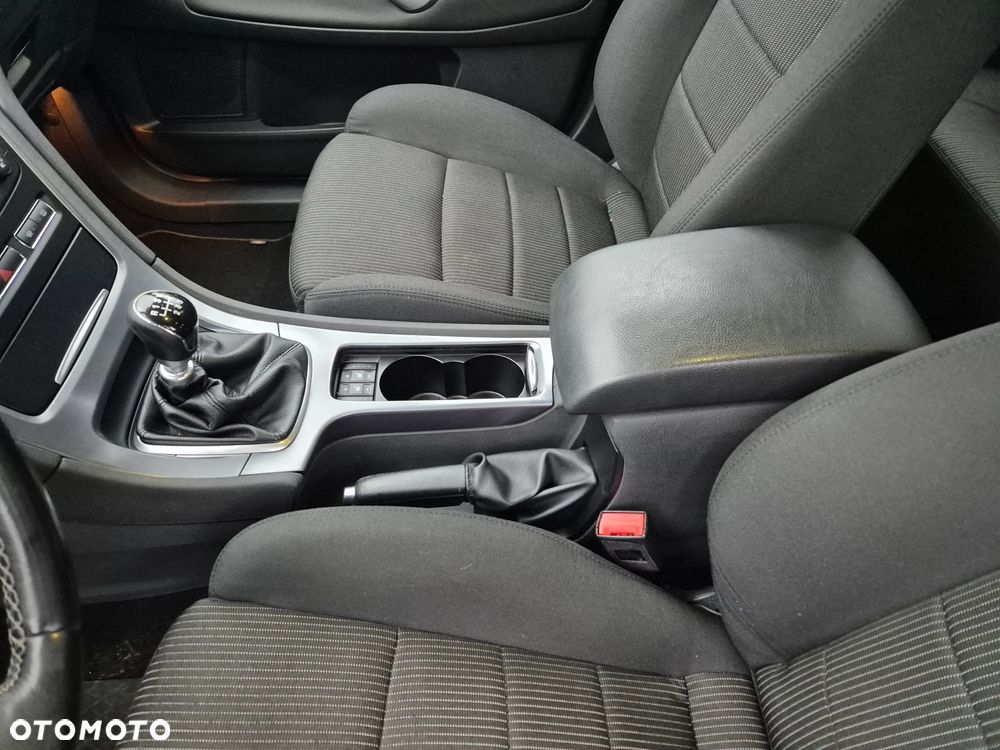 Ford Mondeo 2.0 TDCi Titanium - 13