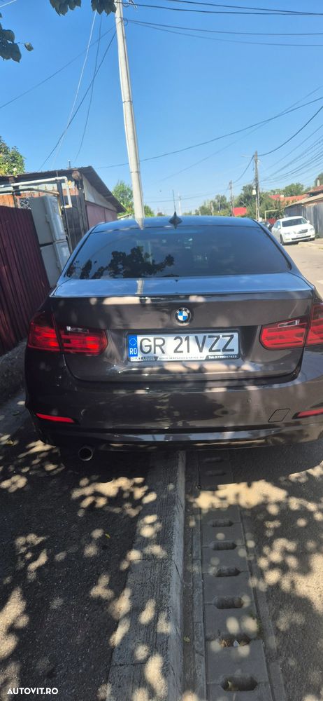 BMW Seria 3 320d Aut. Modern Line - 3