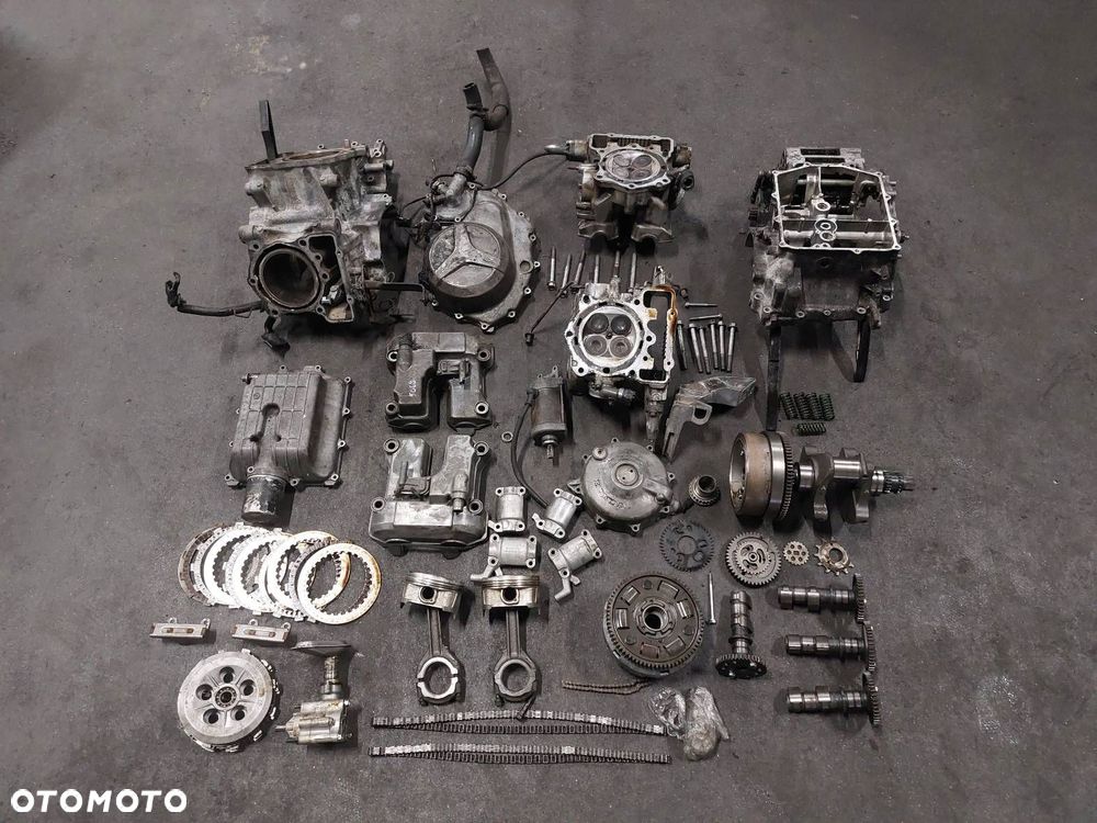 SILNIK BENZYNOWY HONDA VARADERO XL1000V - 10
