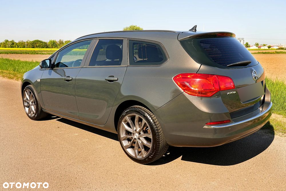 Opel Astra 1.4 Turbo Edition Sport - 3