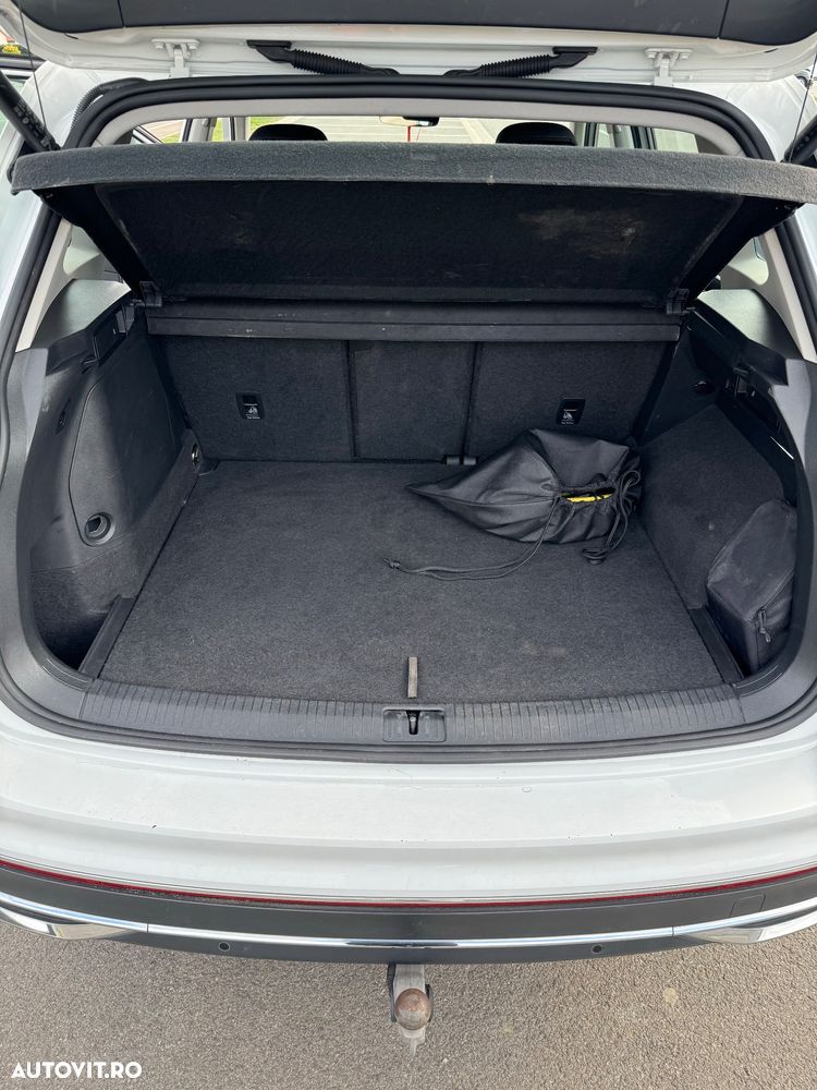 Volkswagen Tiguan - 27
