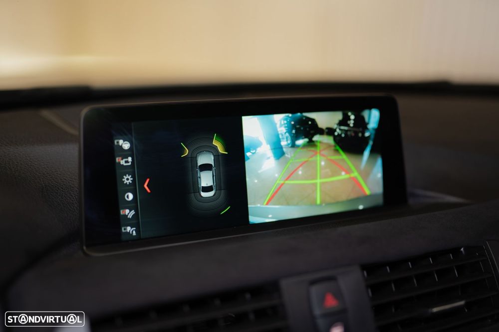 BMW 330 i Pack M Auto - 43