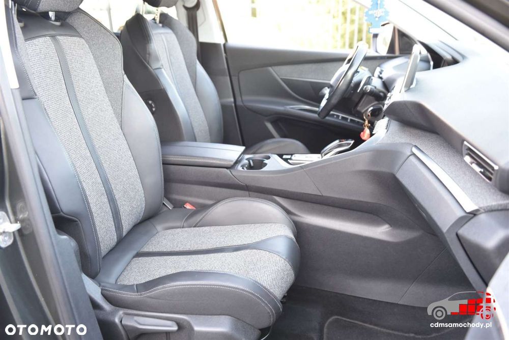Peugeot 5008 - 19