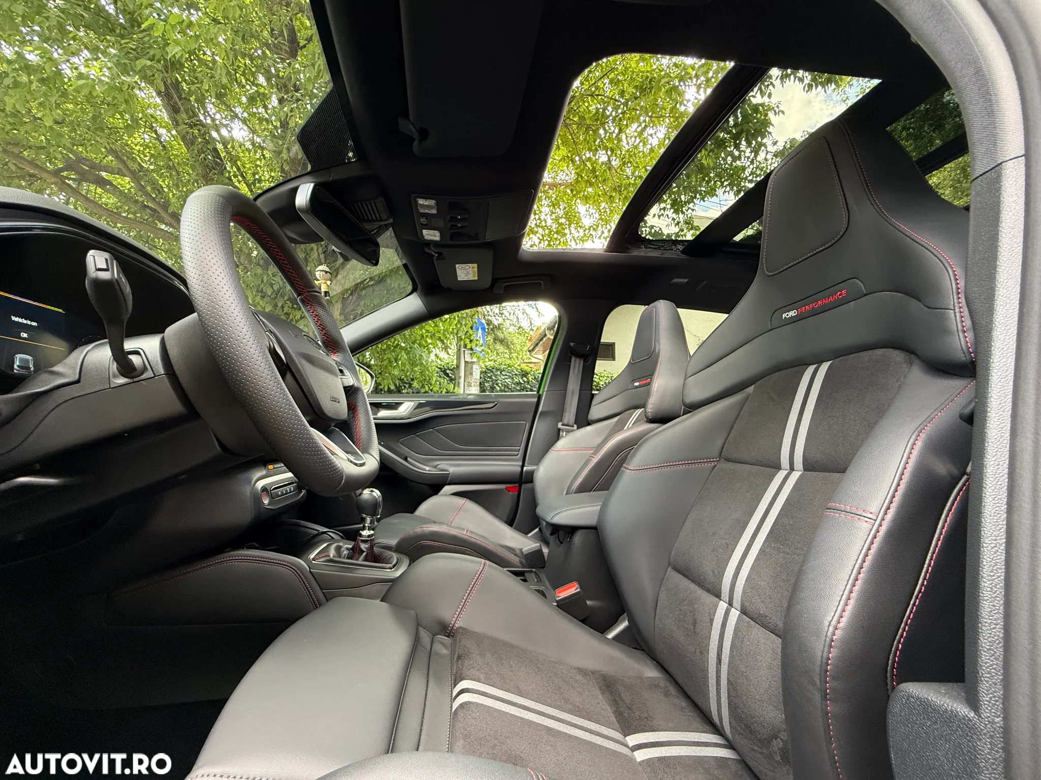 Ford Focus 2.3 Ecoboost ST X - 21