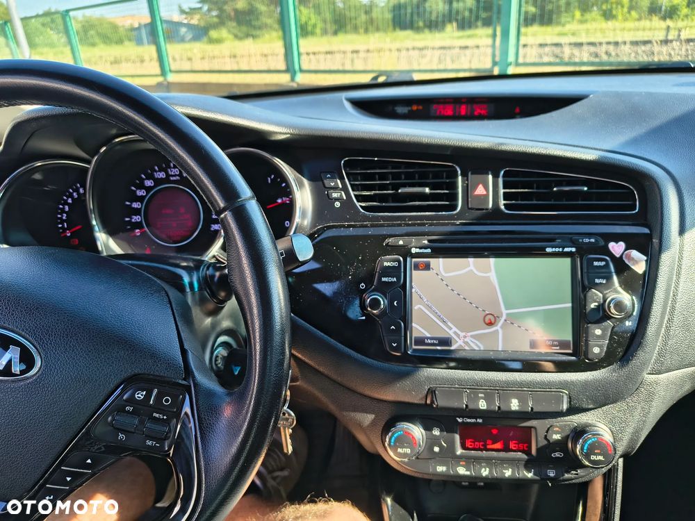 Kia Ceed 1.6 GDI L - 9