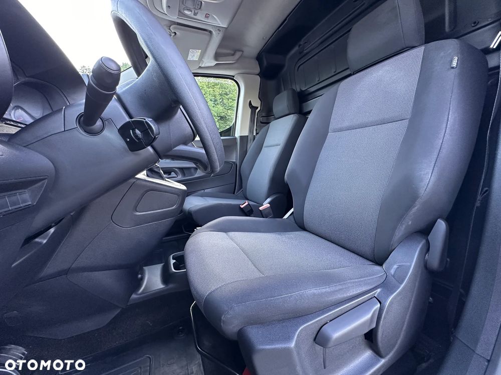 Toyota Proace City - 10