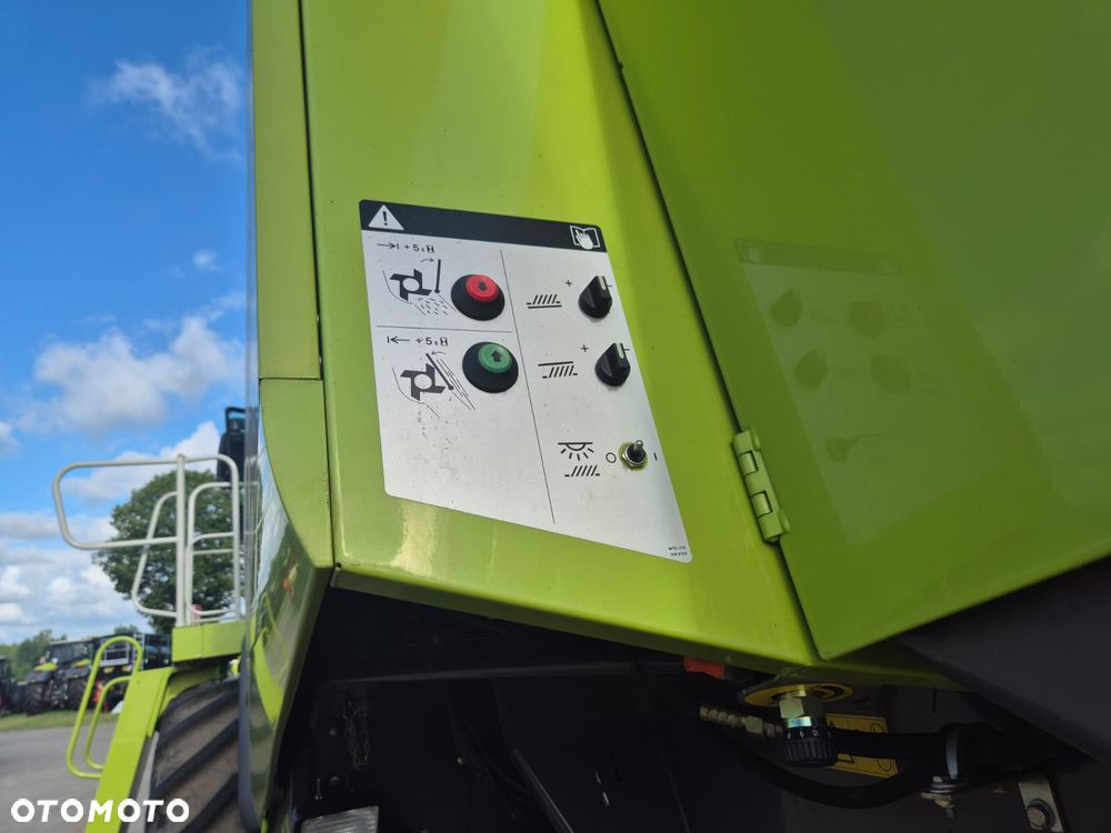 Claas Claas Lexion 670 z hederem Claas Vario 930 pierwszy właściciel - 11