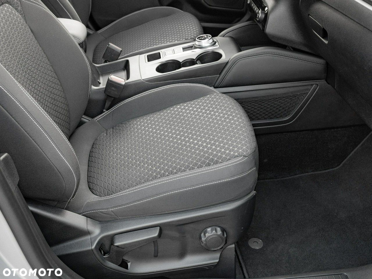 Ford Kuga 1.5 EcoBoost FWD Titanium - 31