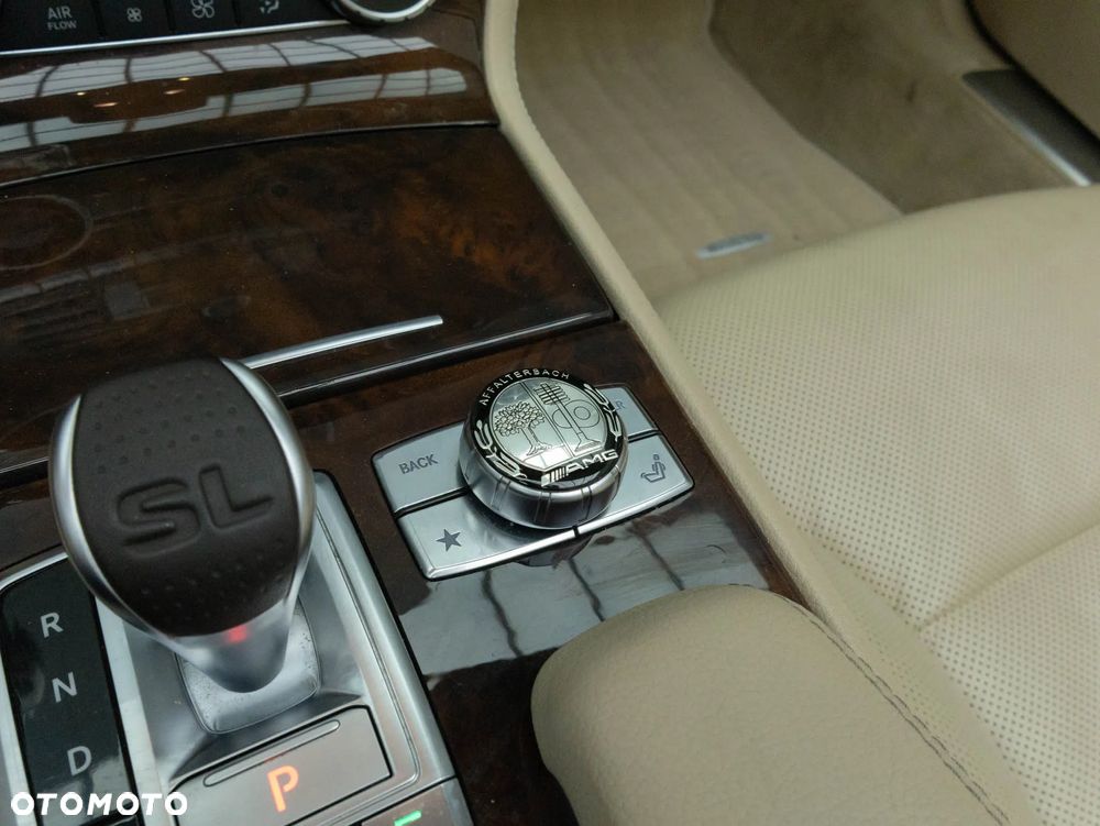 Mercedes-Benz SL - 34