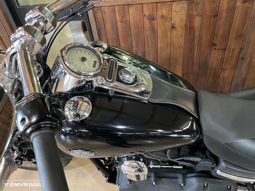 Harley-Davidson Dyna Fat Bob - 13
