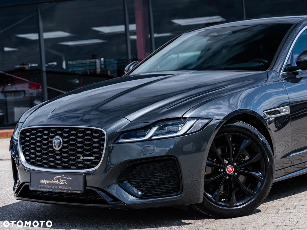 Jaguar XF D200 R-Dynamic HSE - 8