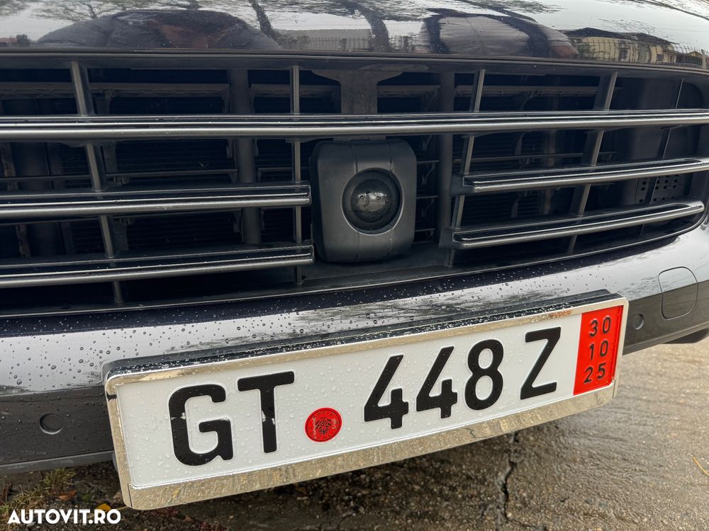 Porsche Cayenne S - 22