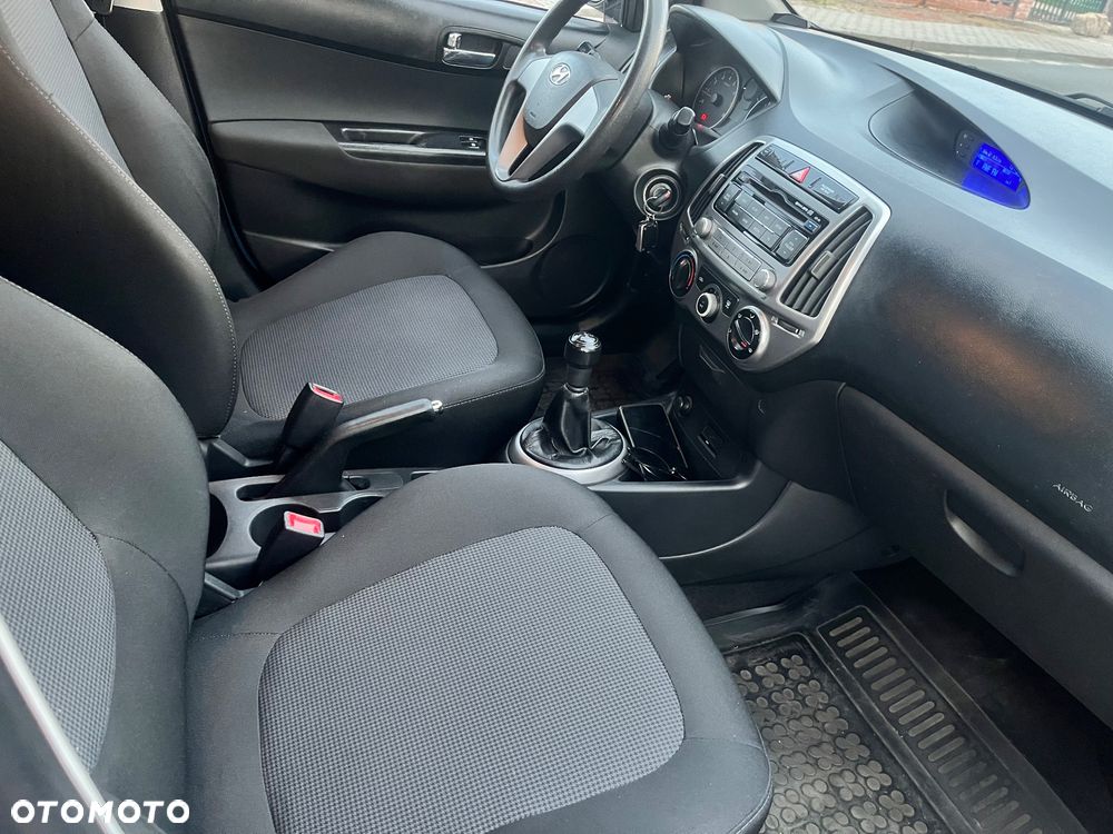 Hyundai i20 1.25 Comfort - 11