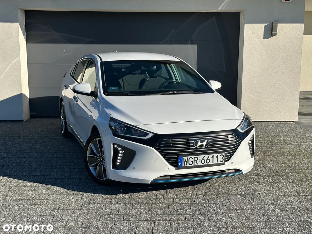 Hyundai IONIQ hybrid Premium - 4
