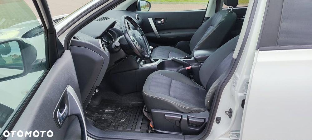 Nissan Qashqai - 16