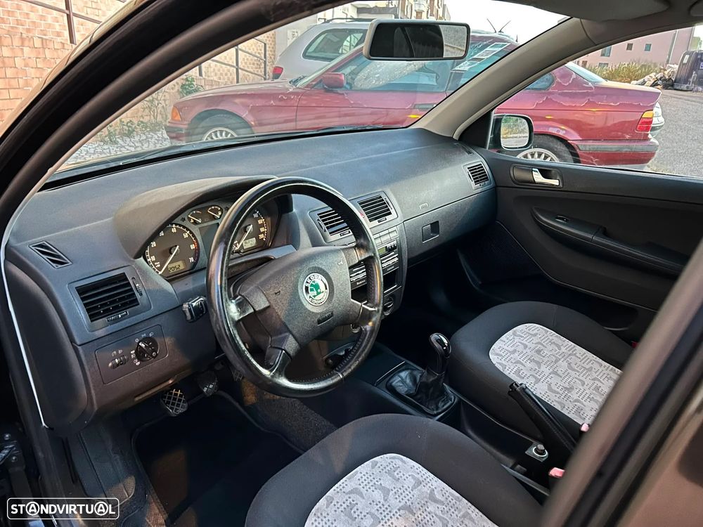 Skoda Fabia ver-1-2-comfort - 6