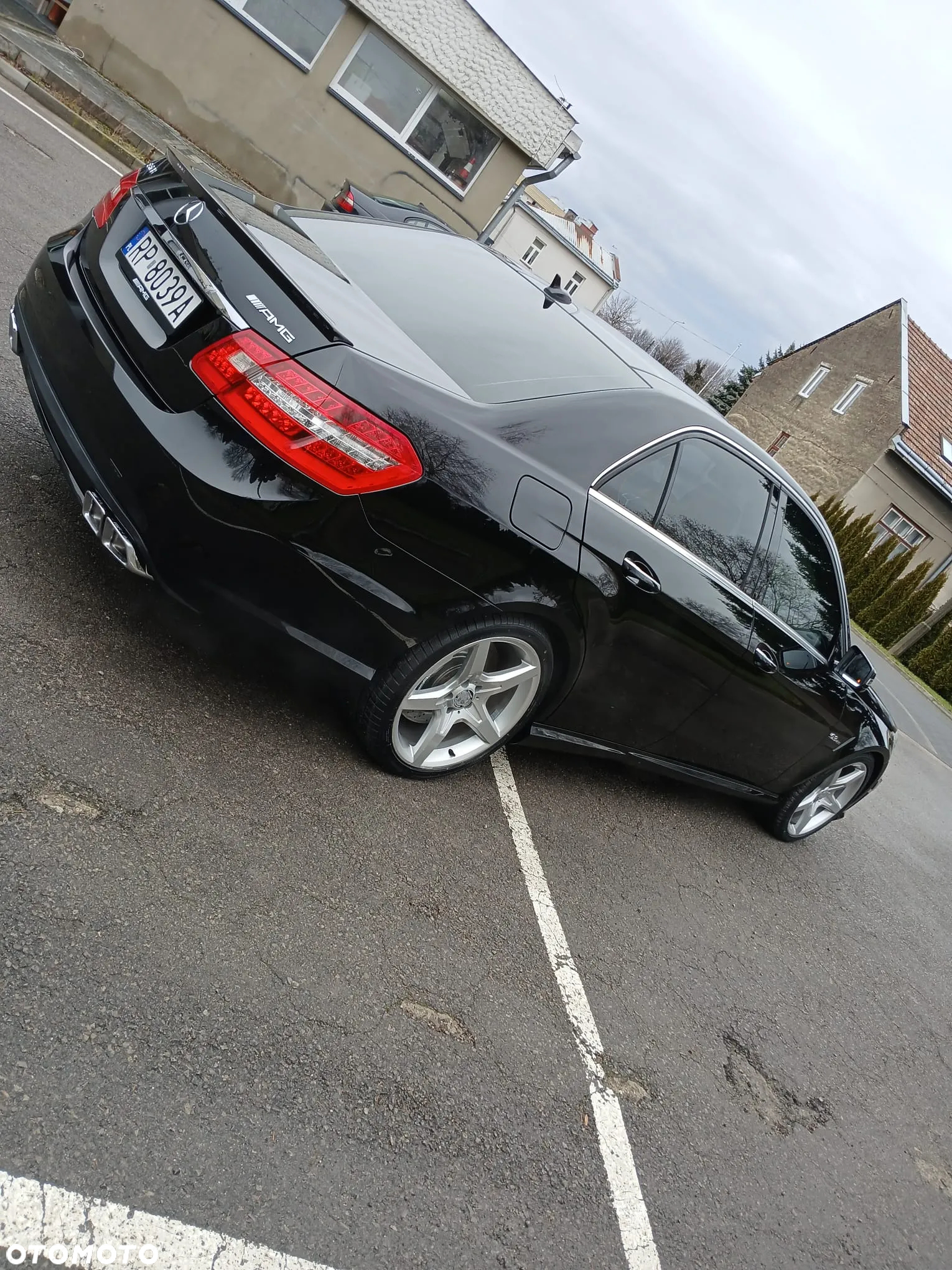 Mercedes-Benz Klasa E 63 AMG AMG Speedshift 7G-MCT - 5