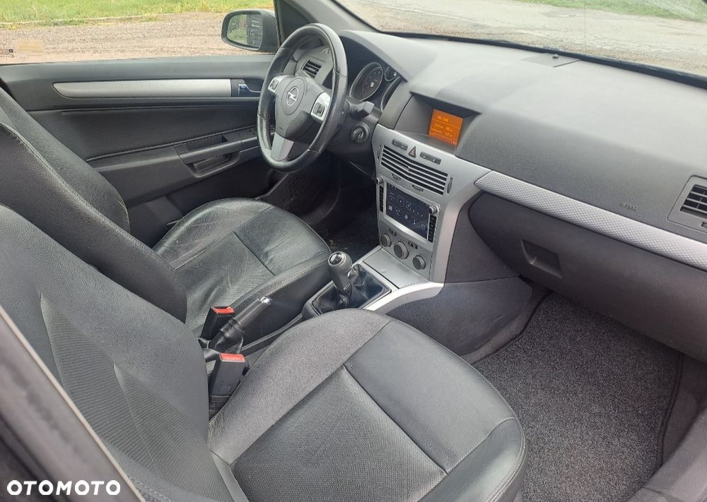 Opel Astra 1.8 - 10