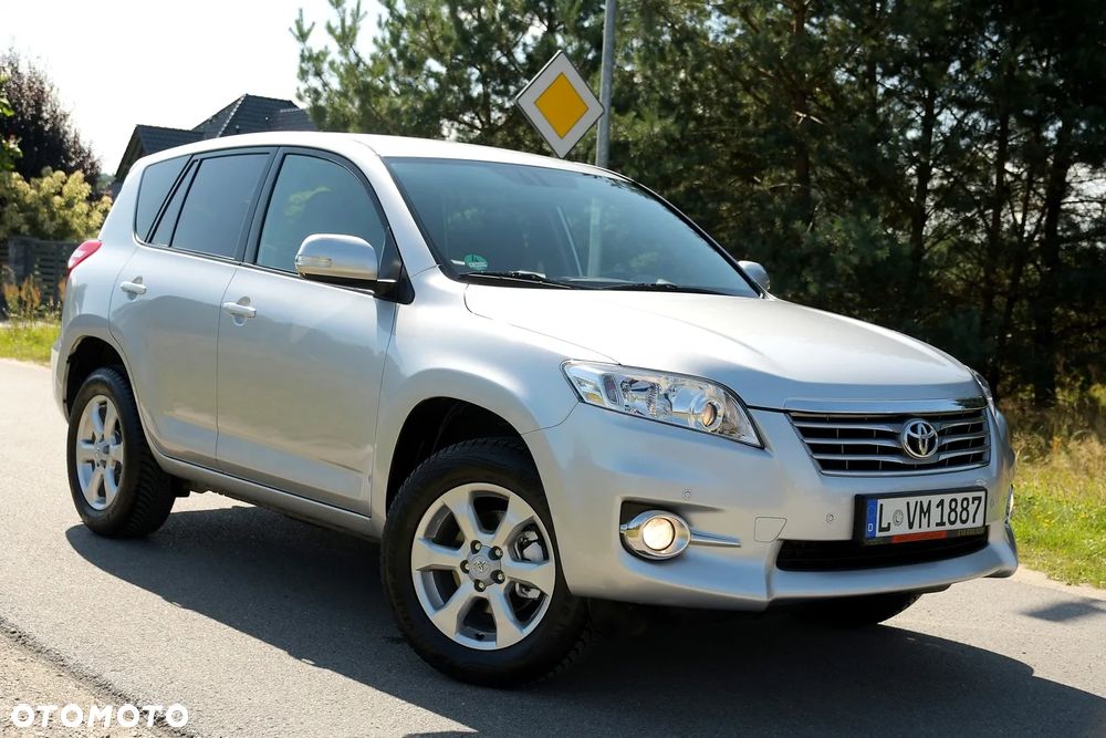 Toyota RAV4 2.0 VVT-i Prestige - 11
