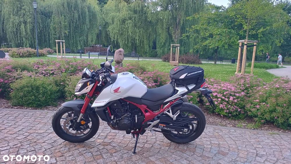 Honda Hornet - 2