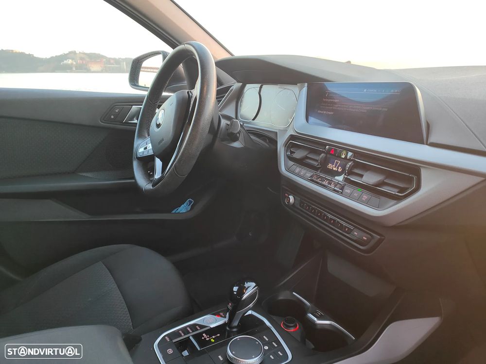 BMW 116 d Corporate Edition Auto - 12