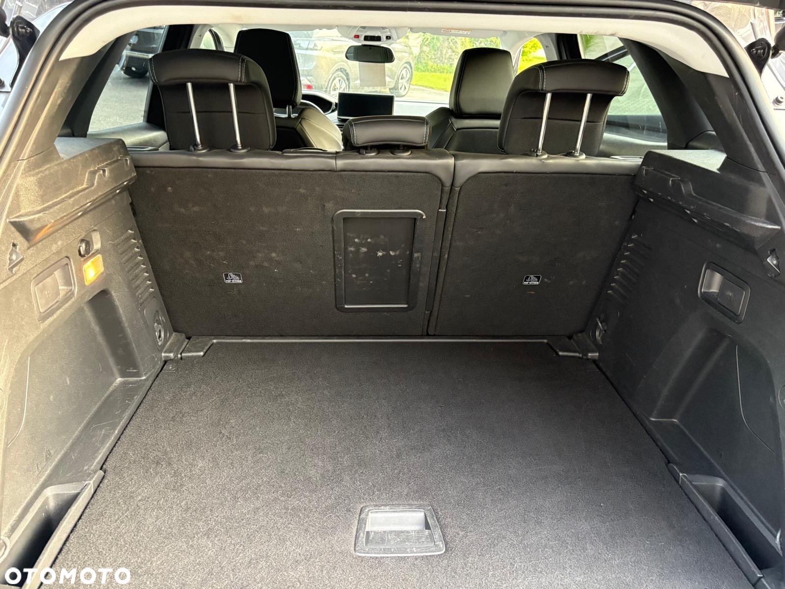 Peugeot 3008 1.2 PureTech Allure S&S - 12