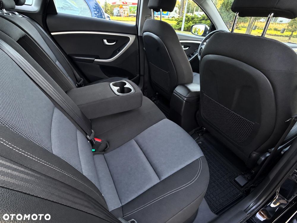 Hyundai i30 - 11