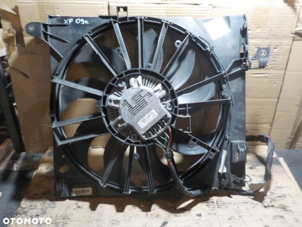 JAGUAR XF X250 3.0 D WENTYLATOR CHŁODNICY - 2
