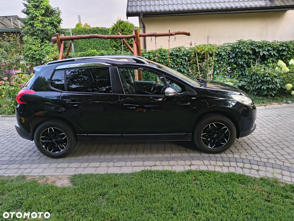 Peugeot 2008 1.2 Pure Tech Active S&S - 5