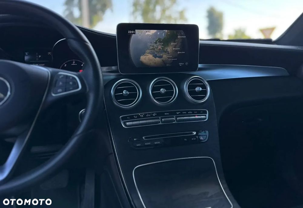 Mercedes-Benz GLC 300 4-Matic - 22