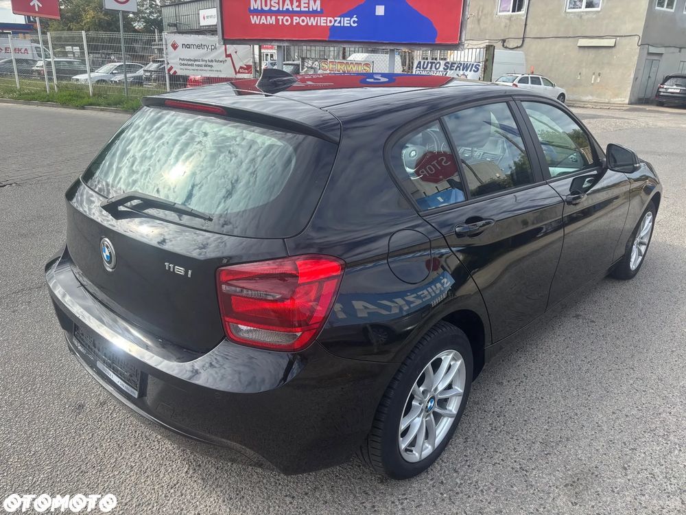 BMW Seria 1 116i - 14