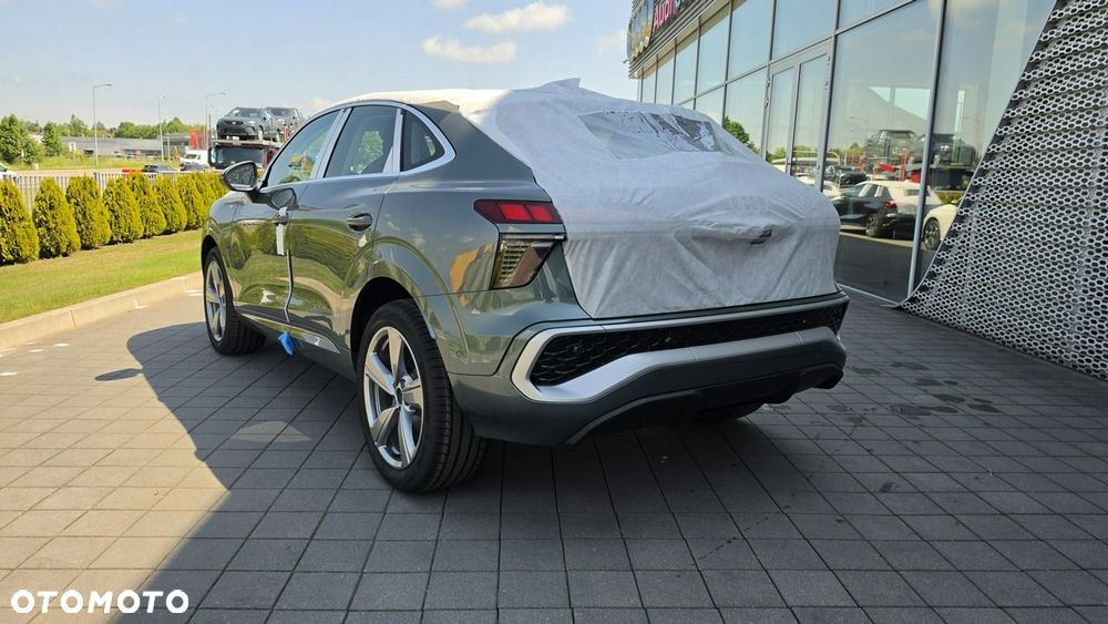 Audi Q3 Sportback - 4