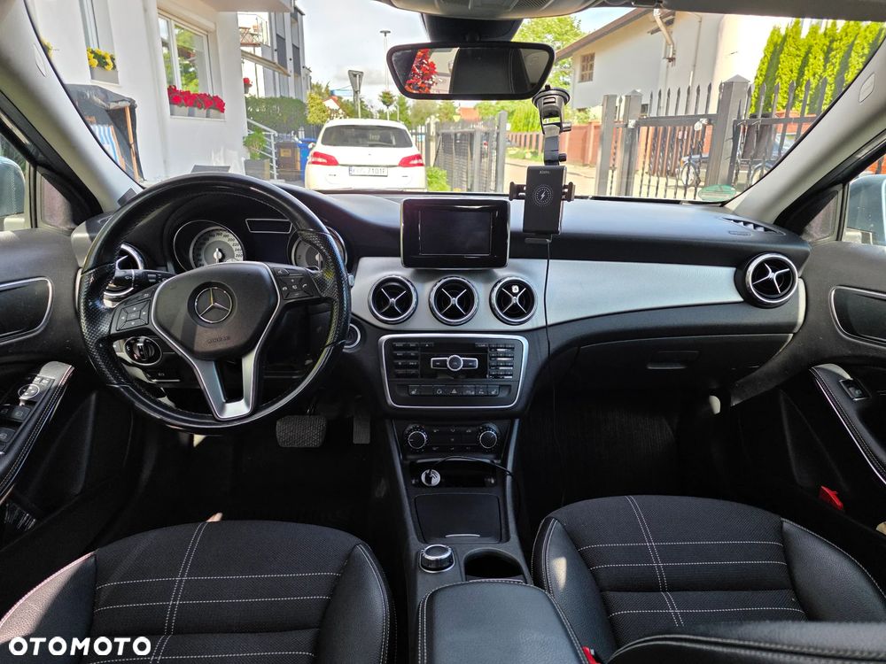 Mercedes-Benz GLA 200 (CDI) d 7G-DCT - 8