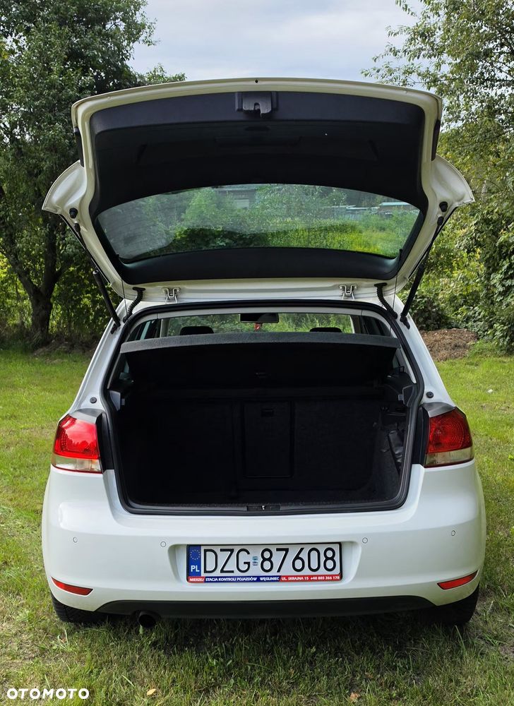 Volkswagen Golf 2010 photo 3