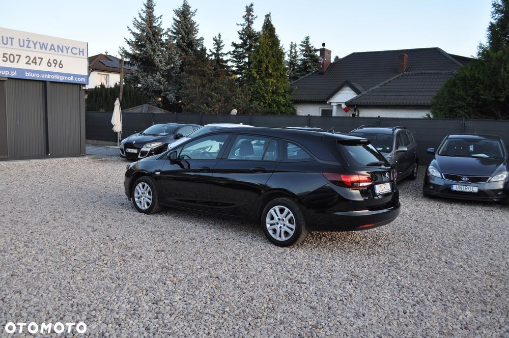 Opel Astra 1.6 D (CDTI) Start/Stop Innovation - 11