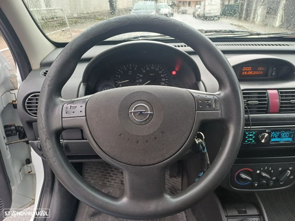 Opel COMBO 1.3 CDTI 75 CV - AR CONDICIONADO - 24