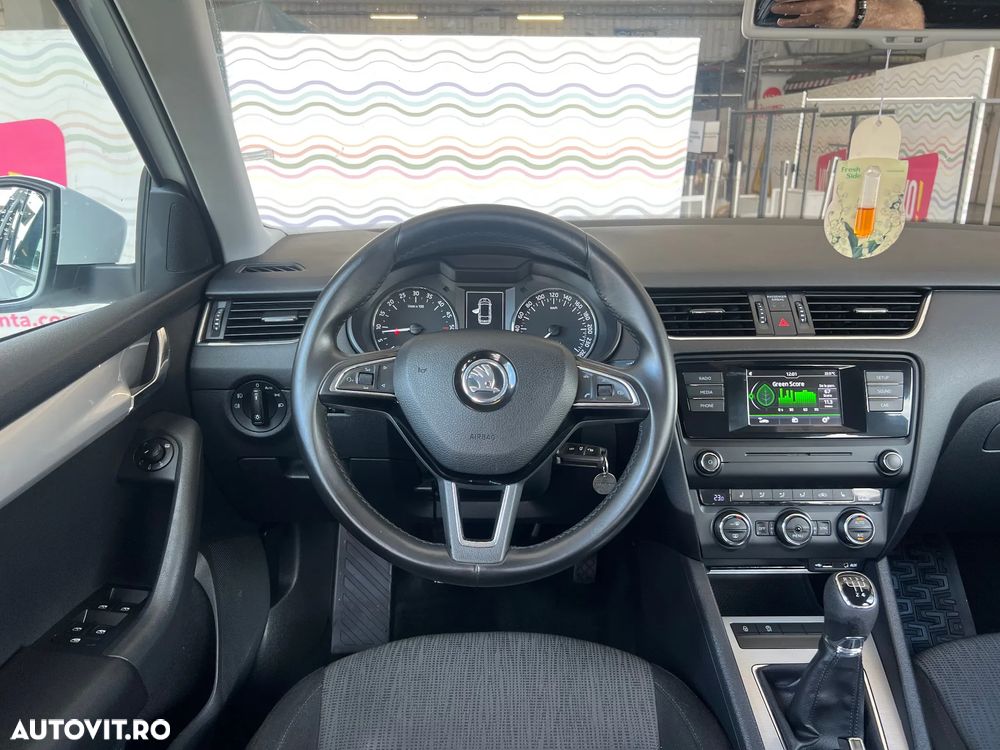 Skoda Octavia 1.6 TDI Ambition - 6