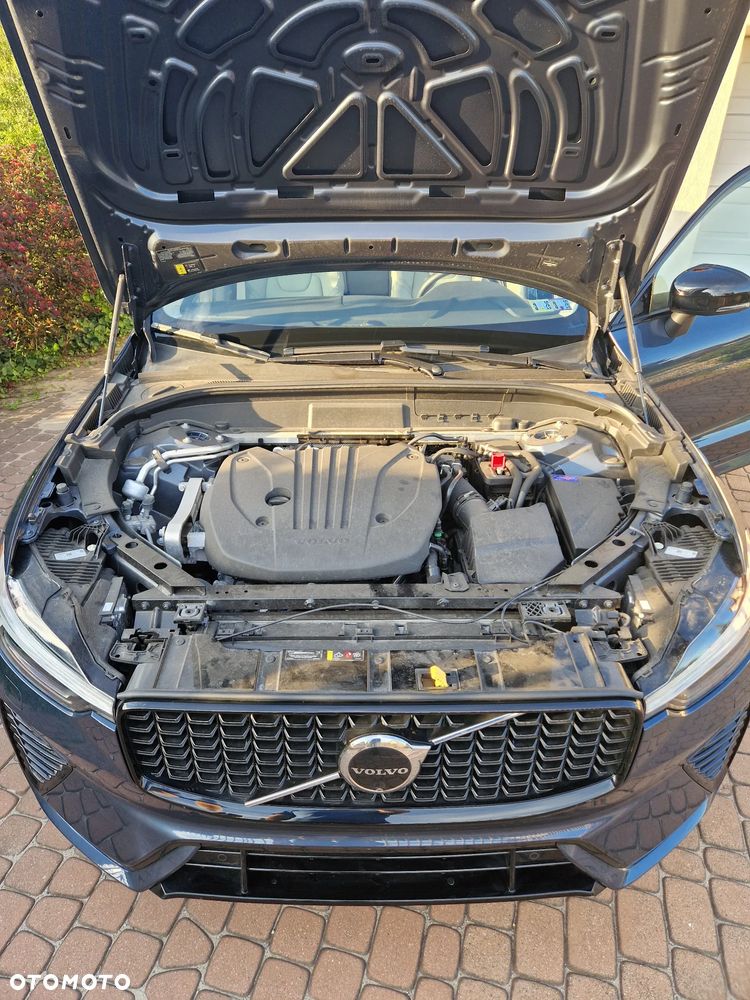 Volvo XC 60 B5 B AWD Plus Dark - 25