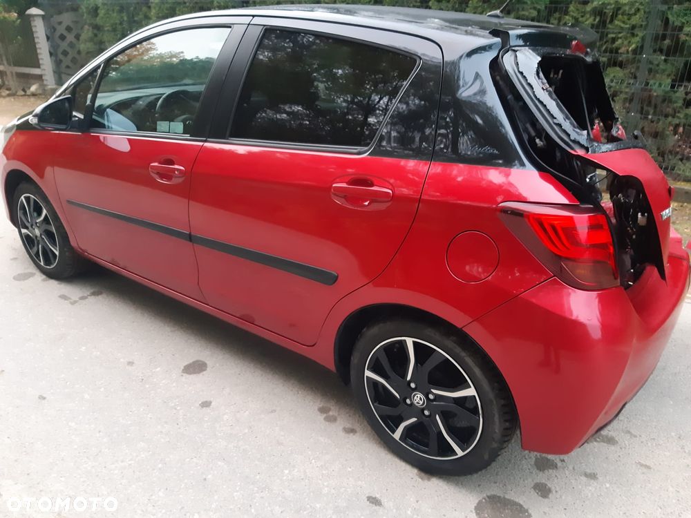 Toyota Yaris 2016 photo 3