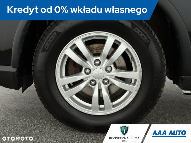 Mitsubishi Outlander - 13