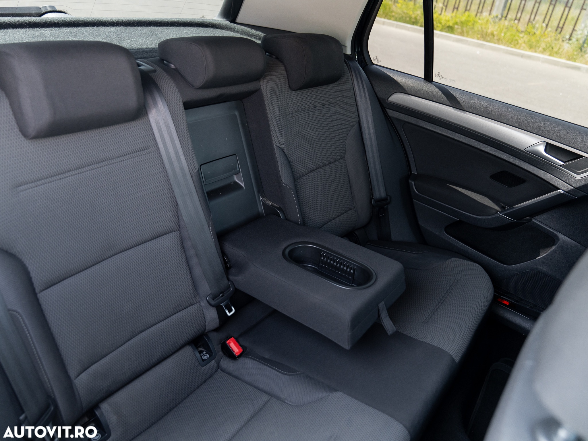 Volkswagen Golf 1.6 TDI DPF BMT DSG Comfortline - 14