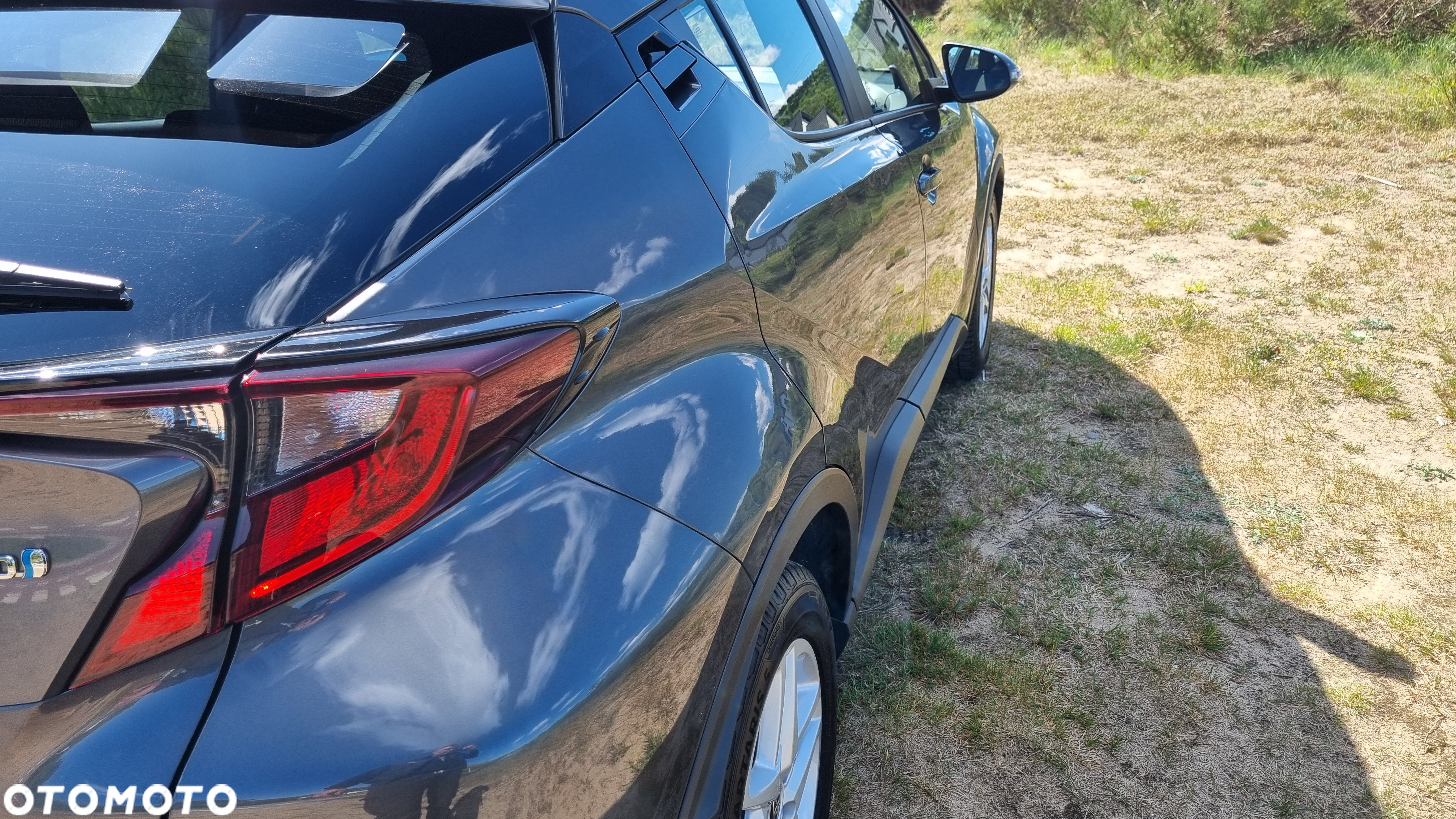 Toyota C-HR - 15