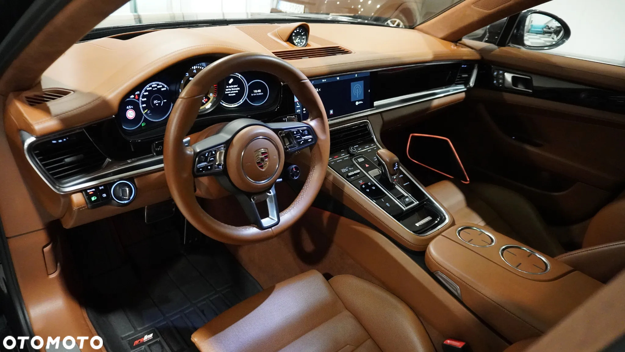 Porsche Panamera - 5