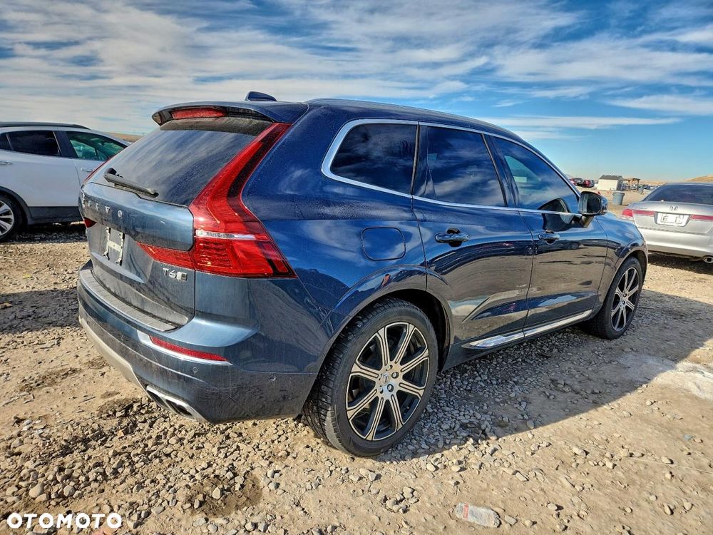 Volvo XC 60 T6 AWD Geartronic Inscription - 4