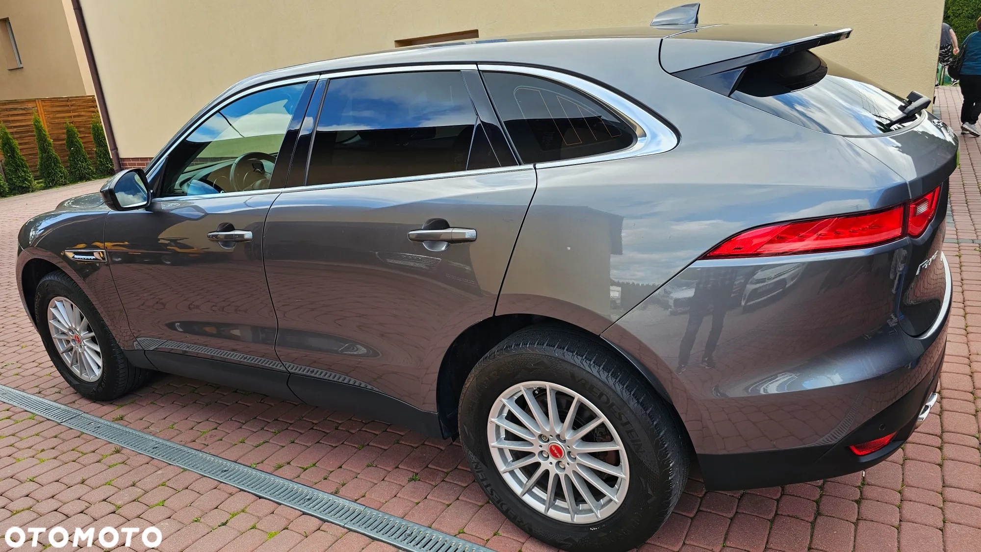 Jaguar F-Pace 2.0 i4D AWD Prestige - 26