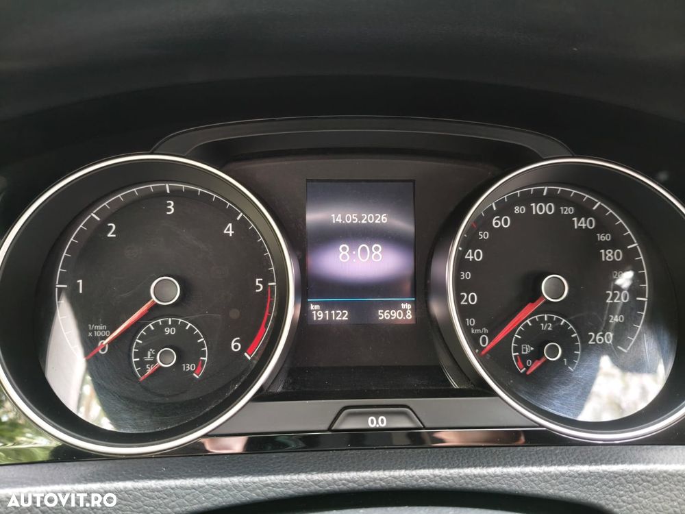 Volkswagen Golf 2.0 TDI Highline - 10