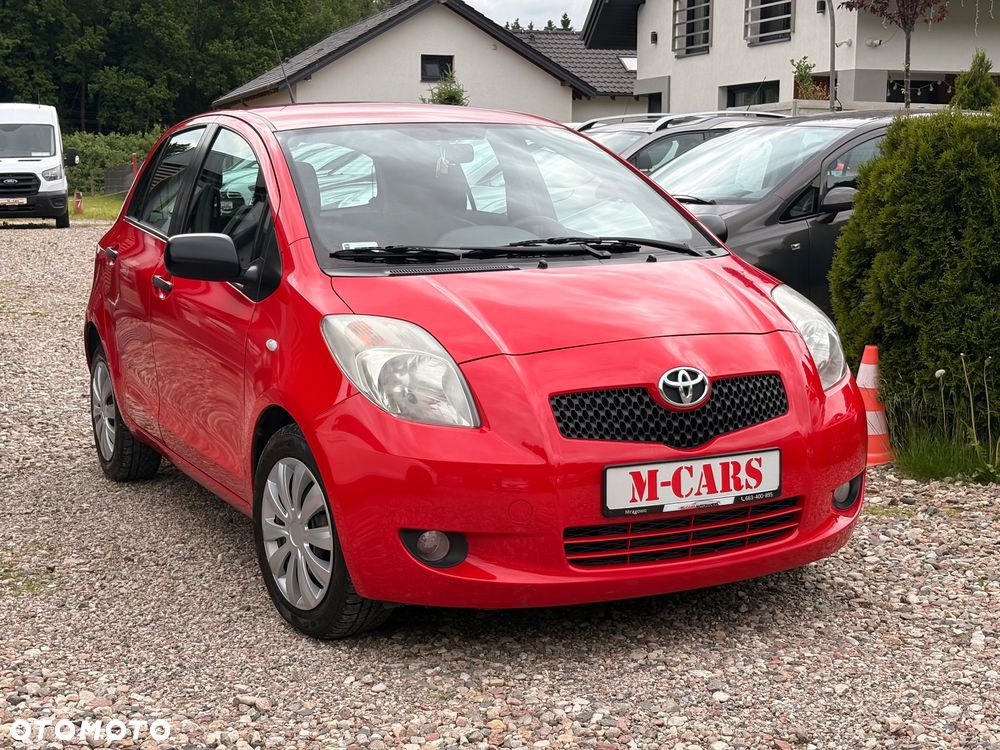 Toyota Yaris 1.3 Luna - 1